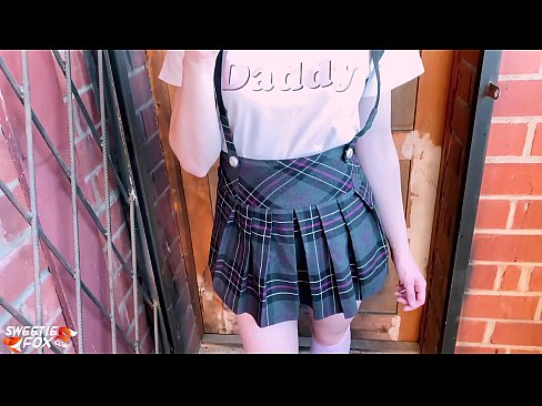 ❤️ Schoolgirl sûget har lul djip en neukt ynstee fan klassen. ❤ Superseks by wy ☑